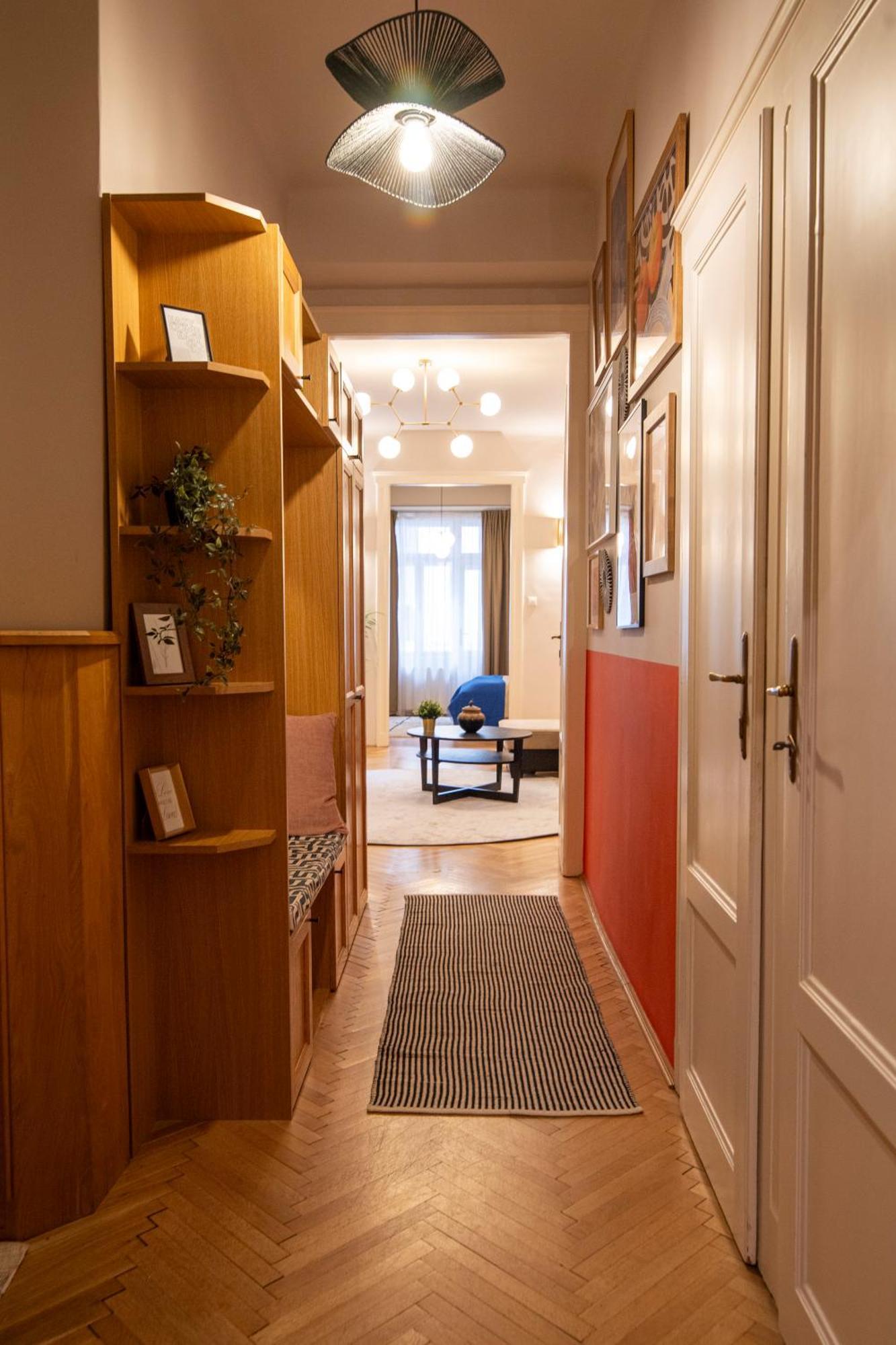 Be A Budapester Extérieur photo